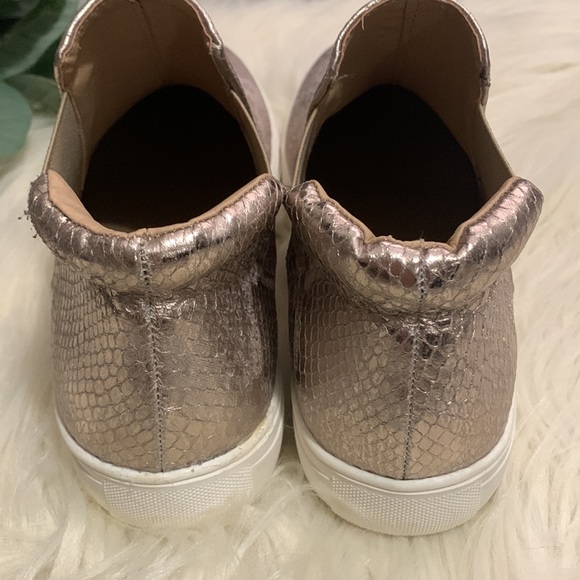 Slip on Coconuts by Matisse women shoe 6.5 Snake skin - Picture 4 of 7